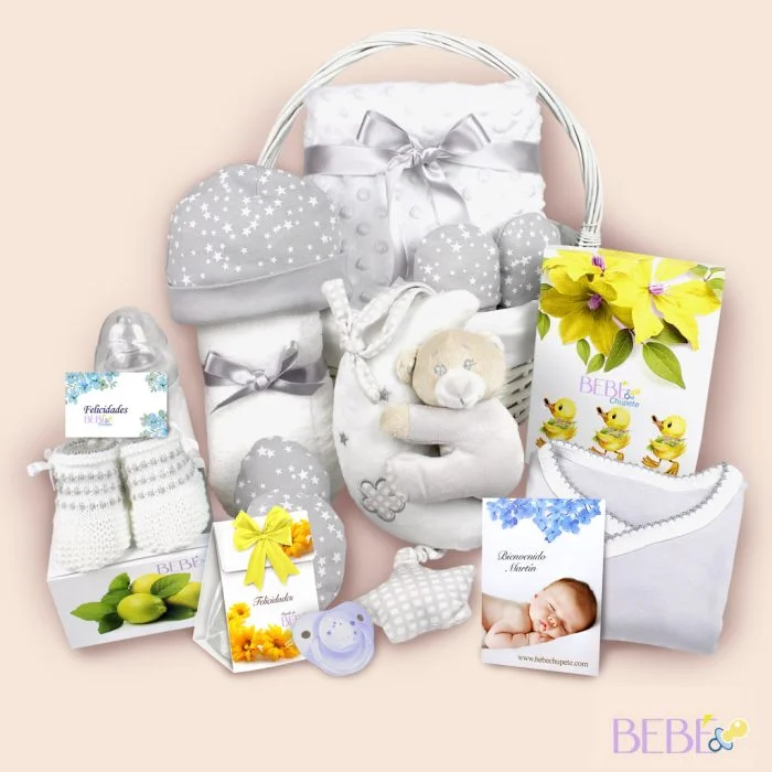 Productos de las Cesta Mimbre Bebe Musical en color gris de BebéChupete