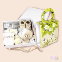 Kit de regalo para nacimiento en color beige